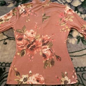 Ladies Floral Printed blouse.